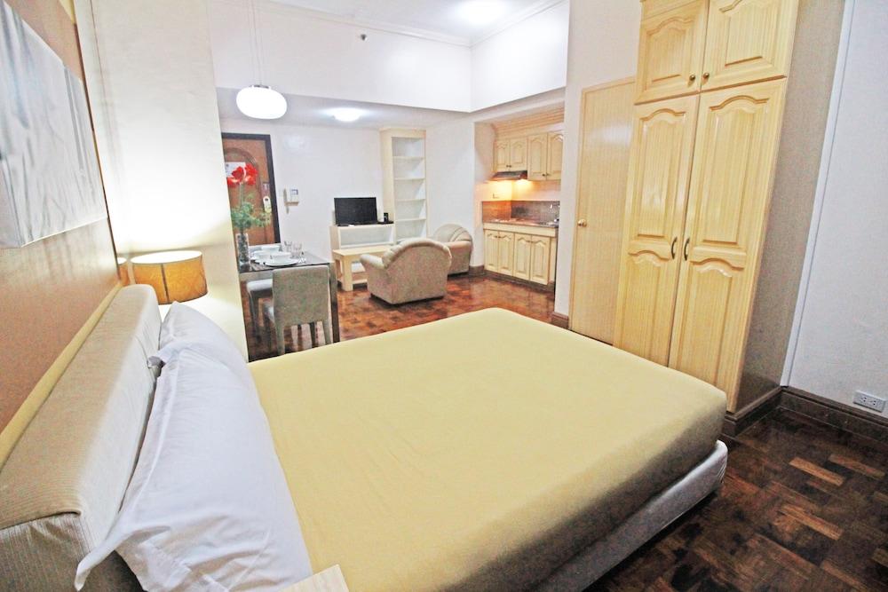 Asian Mansion II Makati City Esterno foto